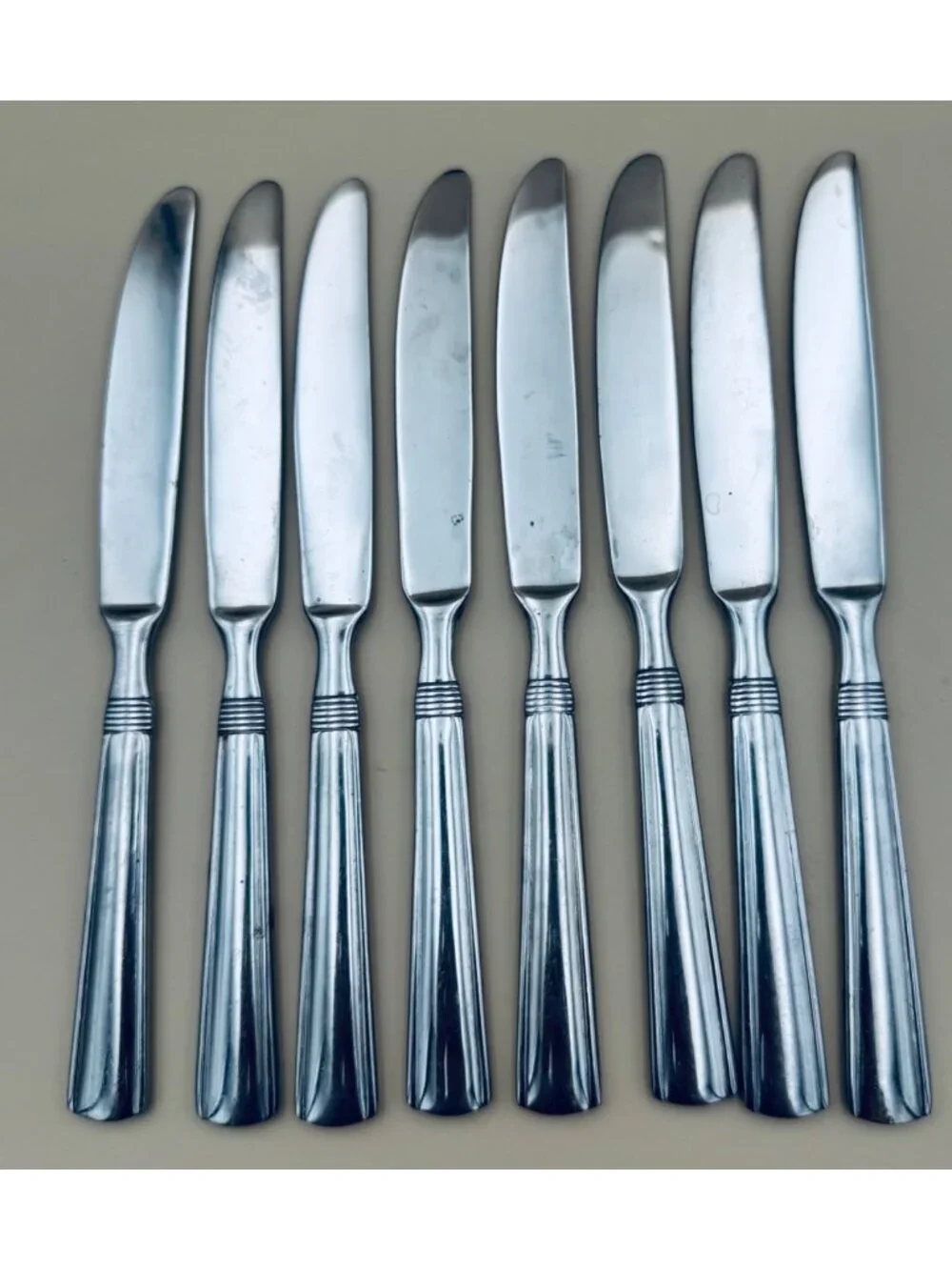 8 Pfaltzgraff KENILWORTH Table Knives 18/10 Stainless Steel Discontinued Knife